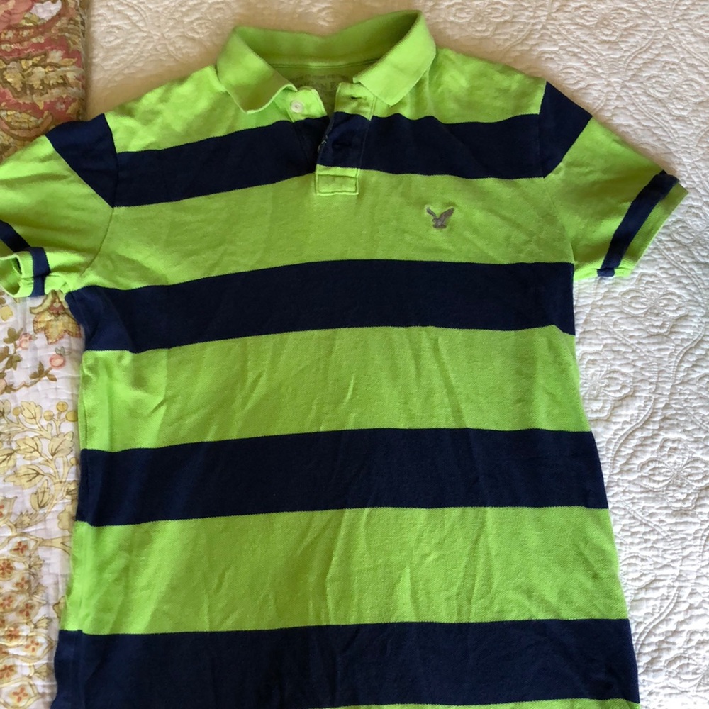 American Eagle men’s small polo